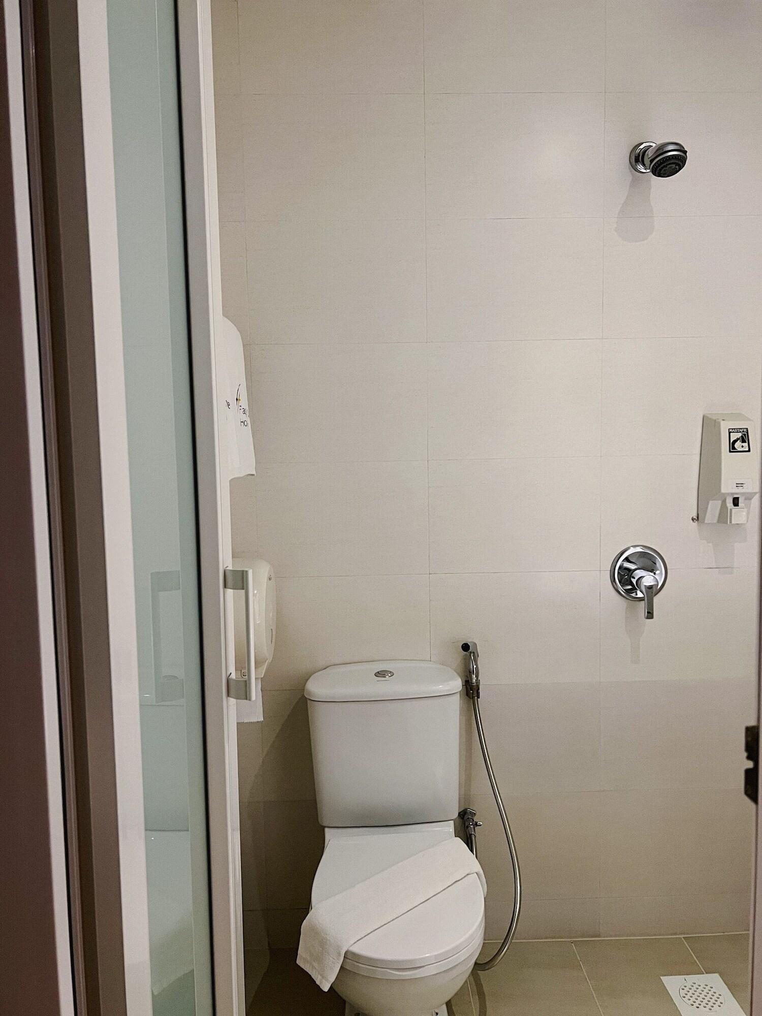 Fragrance Hotel - Kovan Singapore Exterior photo