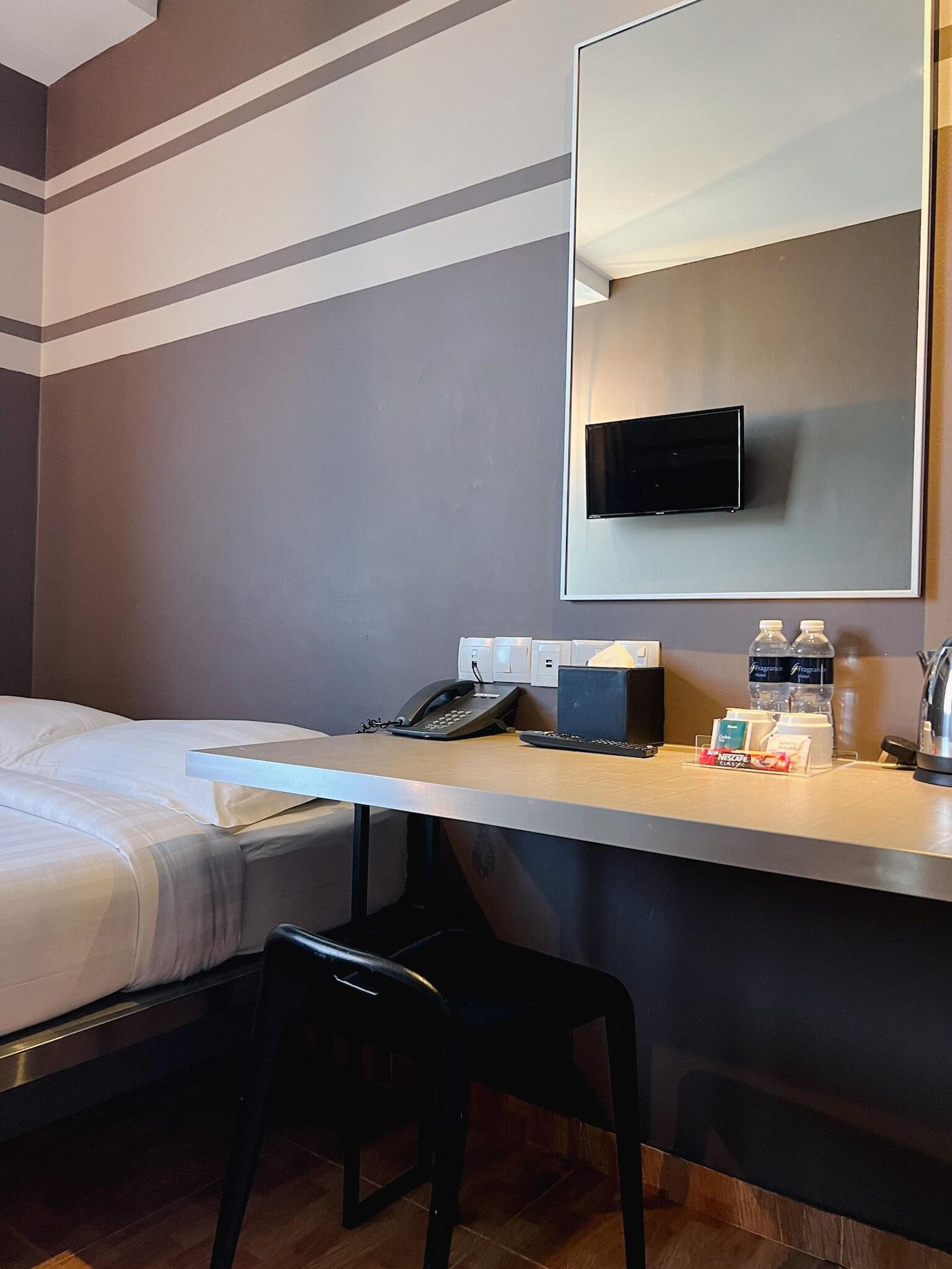 Fragrance Hotel - Kovan Singapore Exterior photo