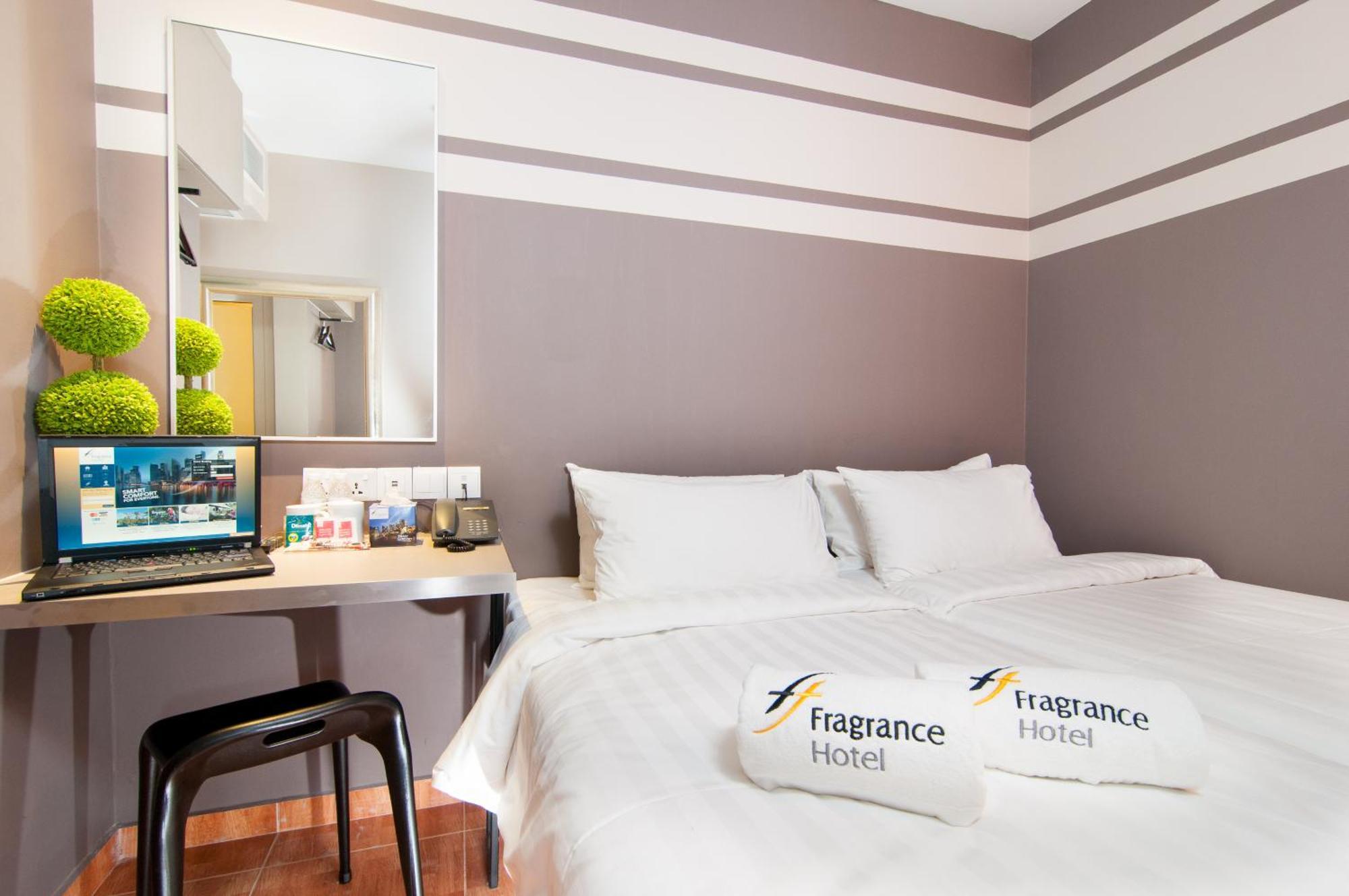 Fragrance Hotel - Kovan Singapore Exterior photo