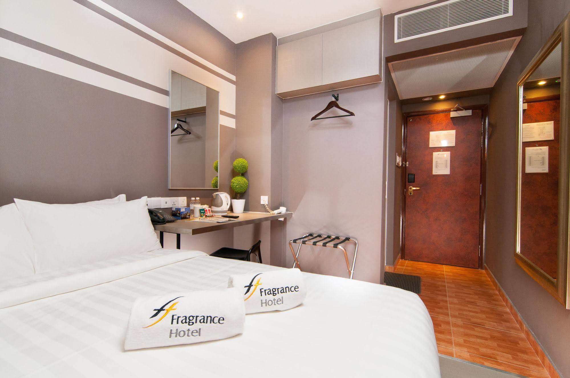 Fragrance Hotel - Kovan Singapore Exterior photo